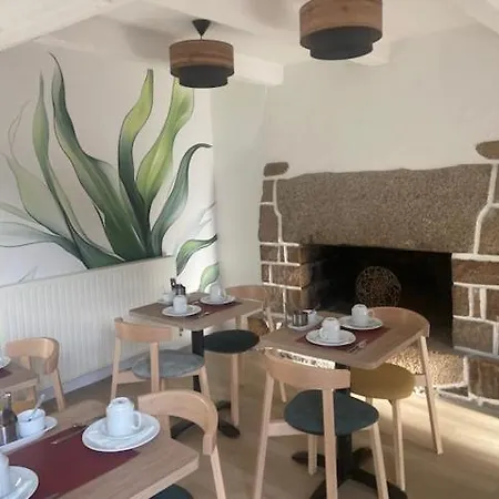 Otel The Originals Boutique, De La Baie De Morlaix 3*
